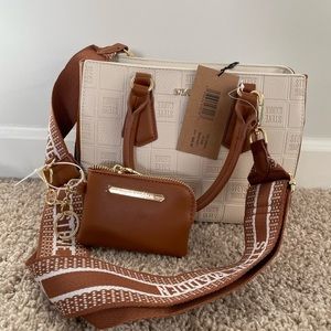 NWT Steve Madden Bone Bmickey crossbody bag with coin purse